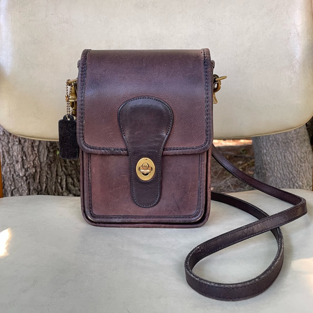 Rare HTF Vintage Coach Shoulder Pouch Small Mocha